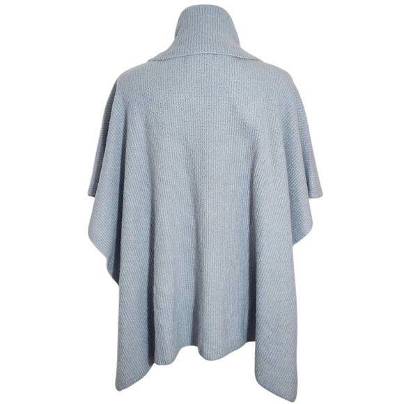 Charlie Paige Gray Turtleneck Poncho Sweater NWT One Size Gray Poncho - Picture 2 of 9